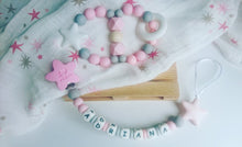 Cargar imagen en el visor de la galería, Chupeteros Personalizados