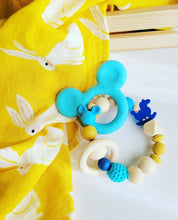 Cargar imagen en el visor de la galería, Pulsera Mordedor Mickey