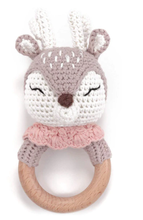 Cargar imagen en el visor de la galería, Sonajero amigurumi animales