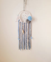 Cargar imagen en el visor de la galería, Atrapasueños Artesanales