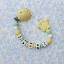 Cargar imagen en el visor de la galería, Chupeteros Personalizados