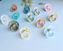 Cargar imagen en el visor de la galería, Chupetes Bibs 0-6