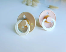 Cargar imagen en el visor de la galería, Chupetes Bibs 6-18