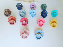 Cargar imagen en el visor de la galería, Chupetes Bibs 6-18