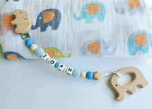 Cargar imagen en el visor de la galería, Mordedores de Madera para Chupeteros