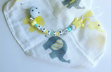 Cargar imagen en el visor de la galería, Chupeteros Personalizados