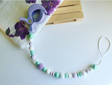 Cargar imagen en el visor de la galería, Colgador de carrito bolas crochet