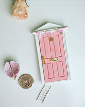 Cargar imagen en el visor de la galería, Puerta del Ratoncito Pérez (Modelo Sheila)