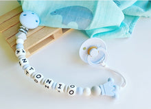 Cargar imagen en el visor de la galería, Chupeteros Personalizados