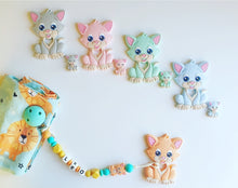 Cargar imagen en el visor de la galería, Chupetero mordedor Personalizado (Modelo Gato)