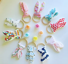 Cargar imagen en el visor de la galería, Juguetes gimnasio Montessori Orejas conejo