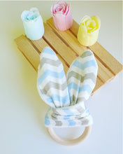 Cargar imagen en el visor de la galería, Mordedor Orejas de Conejo