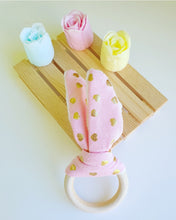 Cargar imagen en el visor de la galería, Juguetes gimnasio Montessori Orejas conejo