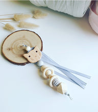 Cargar imagen en el visor de la galería, Sonajero/mordedor Rabbit and Cat