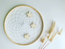 Cargar imagen en el visor de la galería, Atrapasueños Modelo TIERRA