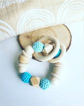 Cargar imagen en el visor de la galería, Pulsera mordedor Crochet