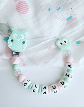 Cargar imagen en el visor de la galería, Chupeteros Personalizados