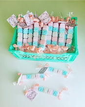 Cargar imagen en el visor de la galería, Jabones Personalizados Caramelo