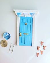 Cargar imagen en el visor de la galería, Puerta del Ratoncito Pérez (Modelo Alexandra)