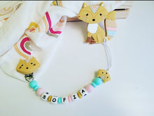 Cargar imagen en el visor de la galería, Chupeteros Personalizados