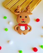 Cargar imagen en el visor de la galería, Mordedores para Chupeteros /colgador carrito Navideños