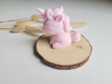 Cargar imagen en el visor de la galería, Jabón Unicormio