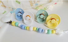 Cargar imagen en el visor de la galería, Chupetero Personalizado ( Modelo cactus )