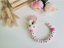 Cargar imagen en el visor de la galería, Chupeteros primera etapa conejo/elefante crochet