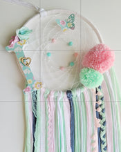 Cargar imagen en el visor de la galería, Atrapasueños Artesanales