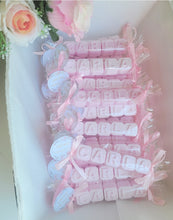 Cargar imagen en el visor de la galería, Jabones Personalizados Caramelo