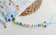 Cargar imagen en el visor de la galería, Chupetero Personalizado ( Modelo Coche )