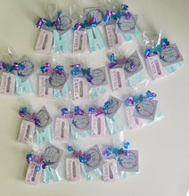 Cargar imagen en el visor de la galería, Jabones Letras XL Doble