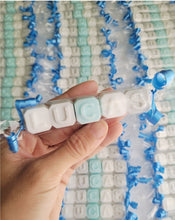 Cargar imagen en el visor de la galería, Jabones Personalizados Caramelo