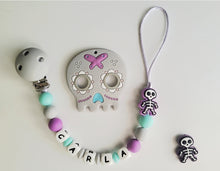 Cargar imagen en el visor de la galería, Chupetero Personalizado Huesitos