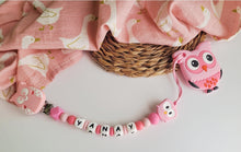 Cargar imagen en el visor de la galería, Chupetero mordedor Personalizado (Modelo Búho)