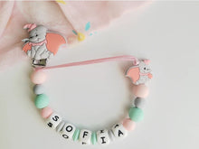 Cargar imagen en el visor de la galería, Chupetero Personalizado ( Modelo Dumbo )
