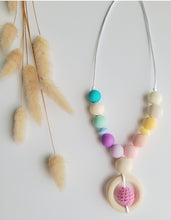 Cargar imagen en el visor de la galería, Collar de Lactancia Hera