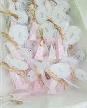 Cargar imagen en el visor de la galería, Jabones Letras XL