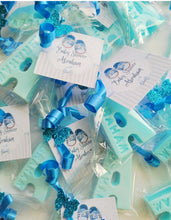 Cargar imagen en el visor de la galería, Jabones Letras XL