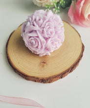 Cargar imagen en el visor de la galería, Jabón bola de rosas