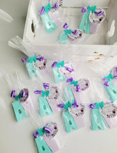 Cargar imagen en el visor de la galería, Jabones Letras XL Doble