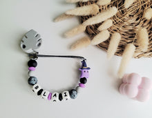 Cargar imagen en el visor de la galería, Chupetero Personalizado Fantasmas