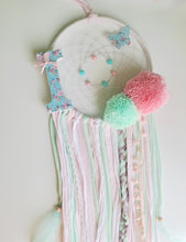 Cargar imagen en el visor de la galería, Atrapasueños Artesanales