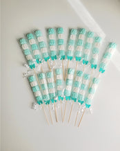 Cargar imagen en el visor de la galería, Jabones Personalizados Brocheta