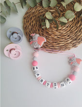 Cargar imagen en el visor de la galería, Chupetero Personalizado ( Modelo Dumbo )