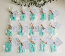 Cargar imagen en el visor de la galería, Jabones Letras XL