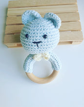 Cargar imagen en el visor de la galería, Sonajero amigurumi animales
