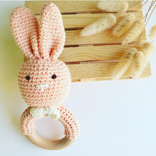 Cargar imagen en el visor de la galería, Sonajero amigurumi animales
