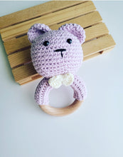 Cargar imagen en el visor de la galería, Sonajero amigurumi animales
