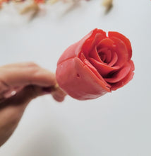 Cargar imagen en el visor de la galería, Rosas Jabón
